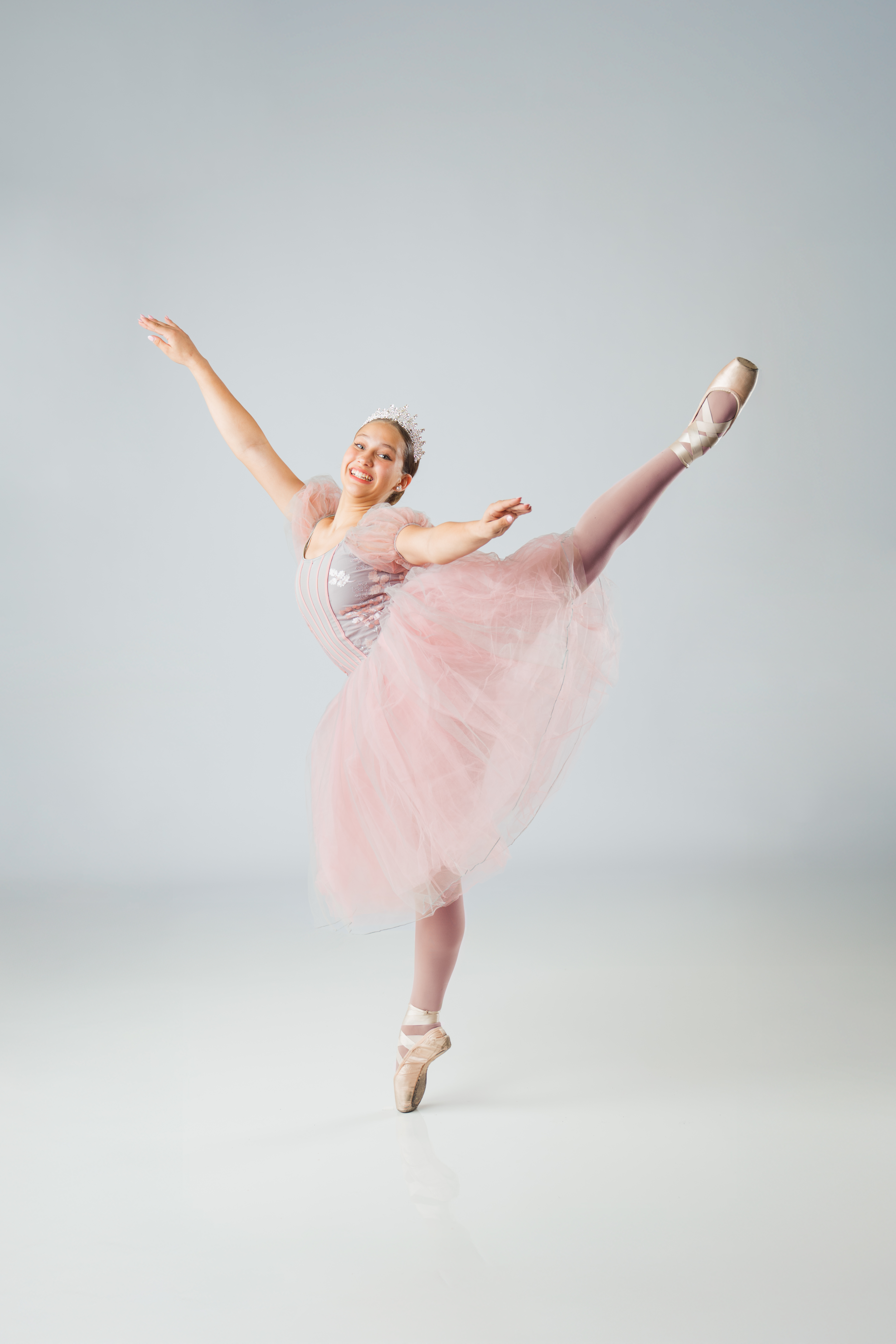 Pointe class at Lejeune Dance Company